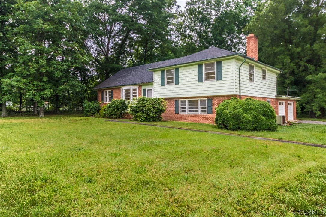 19040 Eltham Road West Point, VA 23181 - Photo 2 of 31 Gallery Image 2