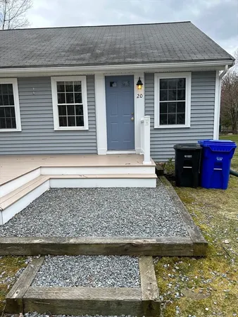$3,300 | 20 Cutler Street, Unit 20, Bedford, MA 01730