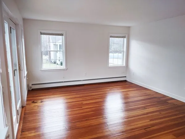 $3,300 | 20 Cutler Street, Unit 20, Bedford, MA 01730