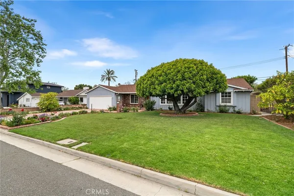 $1,425,000 | 1107 Sharon Road, Santa Ana, CA 92706