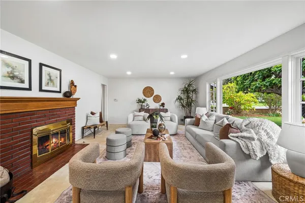 $1,425,000 | 1107 Sharon Road, Santa Ana, CA 92706