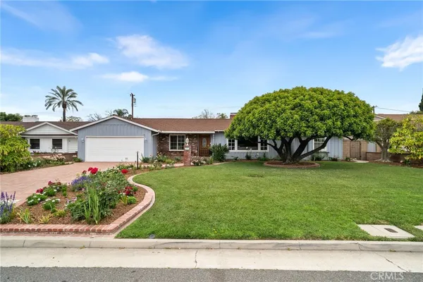 $1,425,000 | 1107 Sharon Road, Santa Ana, CA 92706
