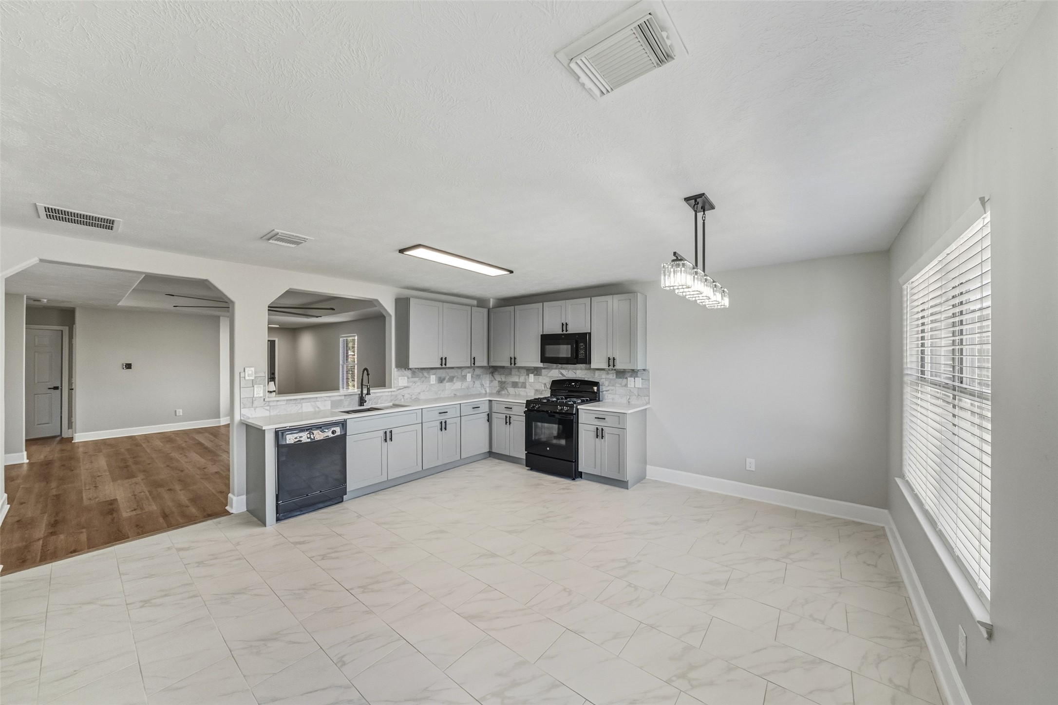 1111 Kingbriar Circle Spring, TX 77373 - Photo 13 of 23