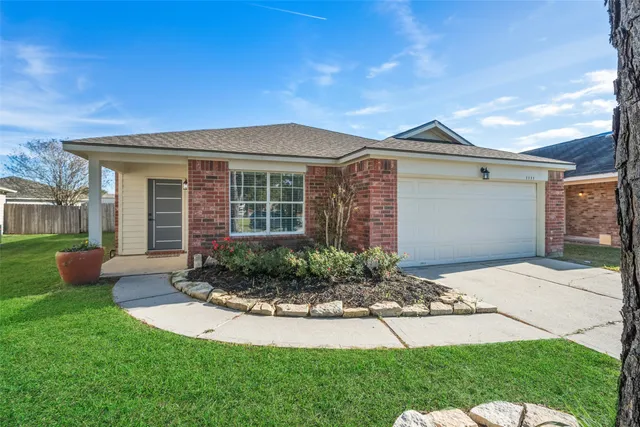 $2,100 | 1111 Kingbriar Circle, Spring, TX 77373