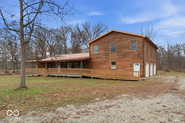 $680,000 | 7020 East Co Road 581 North, Albany, IN 47320