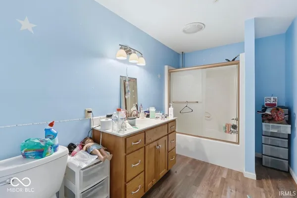 $680,000 | 7020 East Co Road 581 North, Albany, IN 47320