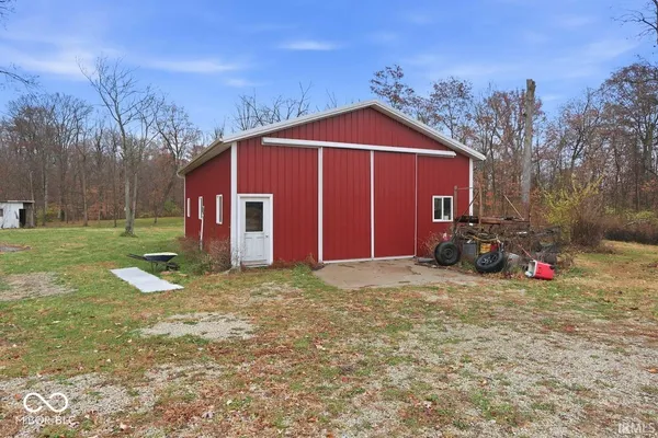$680,000 | 7020 East Co Road 581 North, Albany, IN 47320