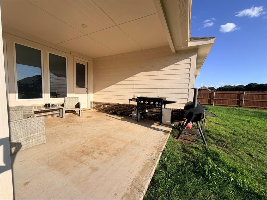 505 Smith Road Springtown, TX 76082 - Photo 15 of 17
