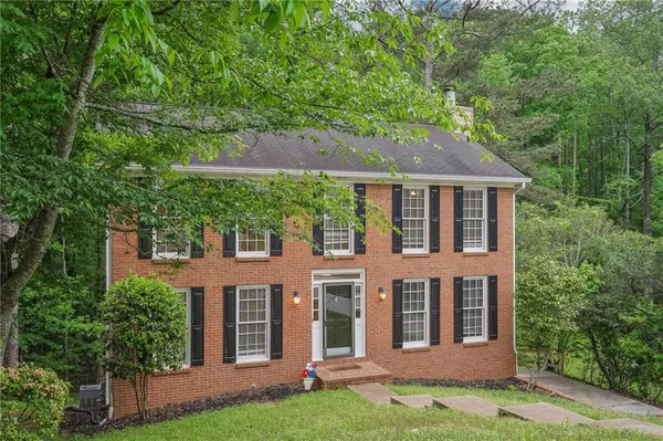 $500,000 | 2895 Shurburne Drive, Alpharetta, GA 30022