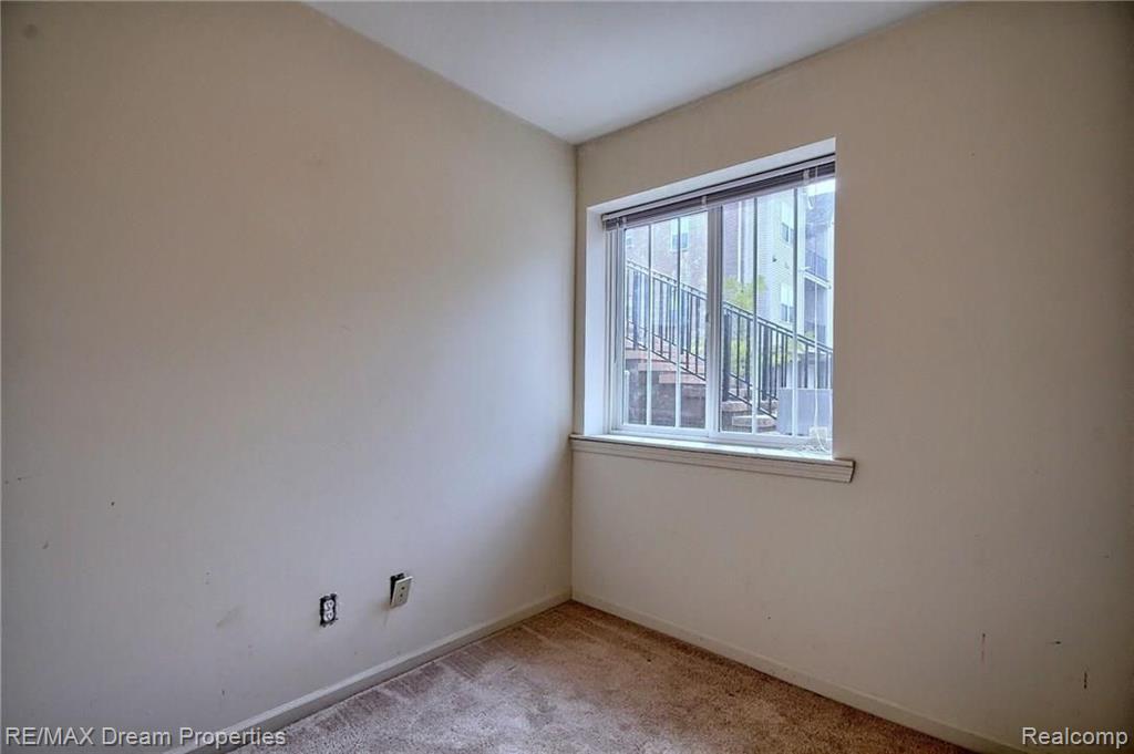 41584 Hamlet Lane Novi, MI 48375 - Photo 25 of 26