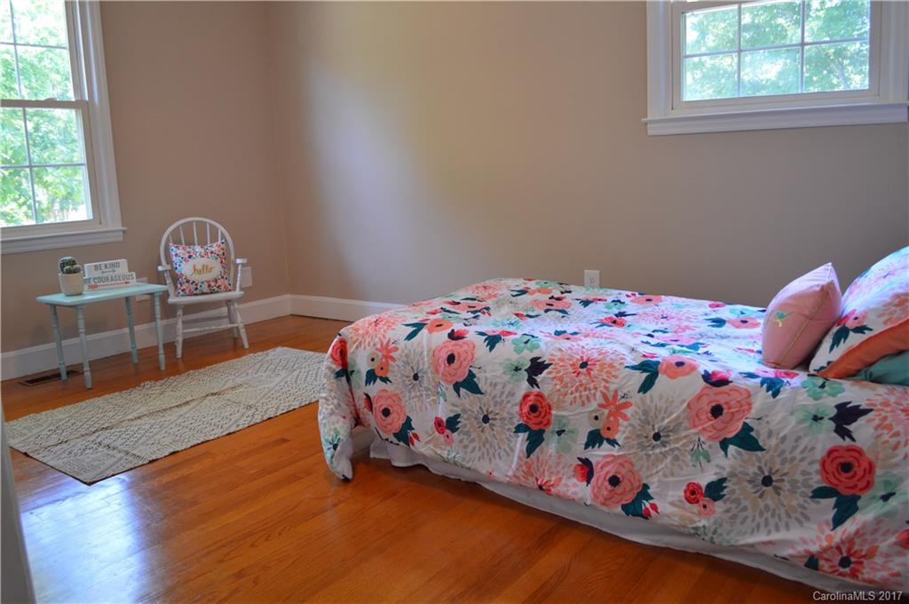 7348 Idlewild Road Charlotte, NC 28212 - Photo 15 of 21