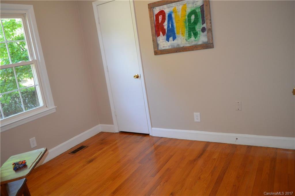 7348 Idlewild Road Charlotte, NC 28212 - Photo 17 of 21
