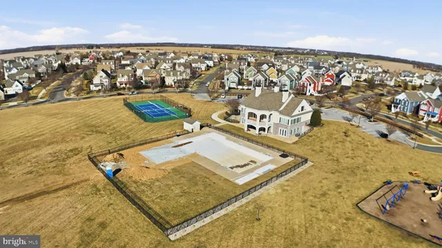 $680,000 | 308 Ellenwood Drive, Middletown, DE 19709