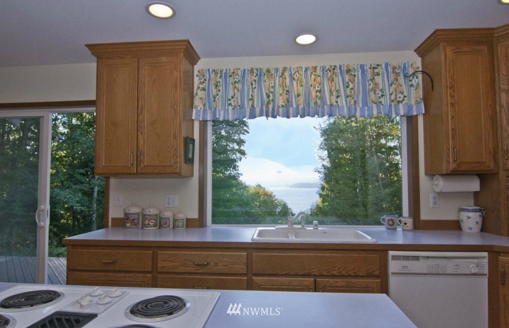 897 Payne Road Quilcene, WA 98376 - Photo 6 of 20 Gallery Image 6