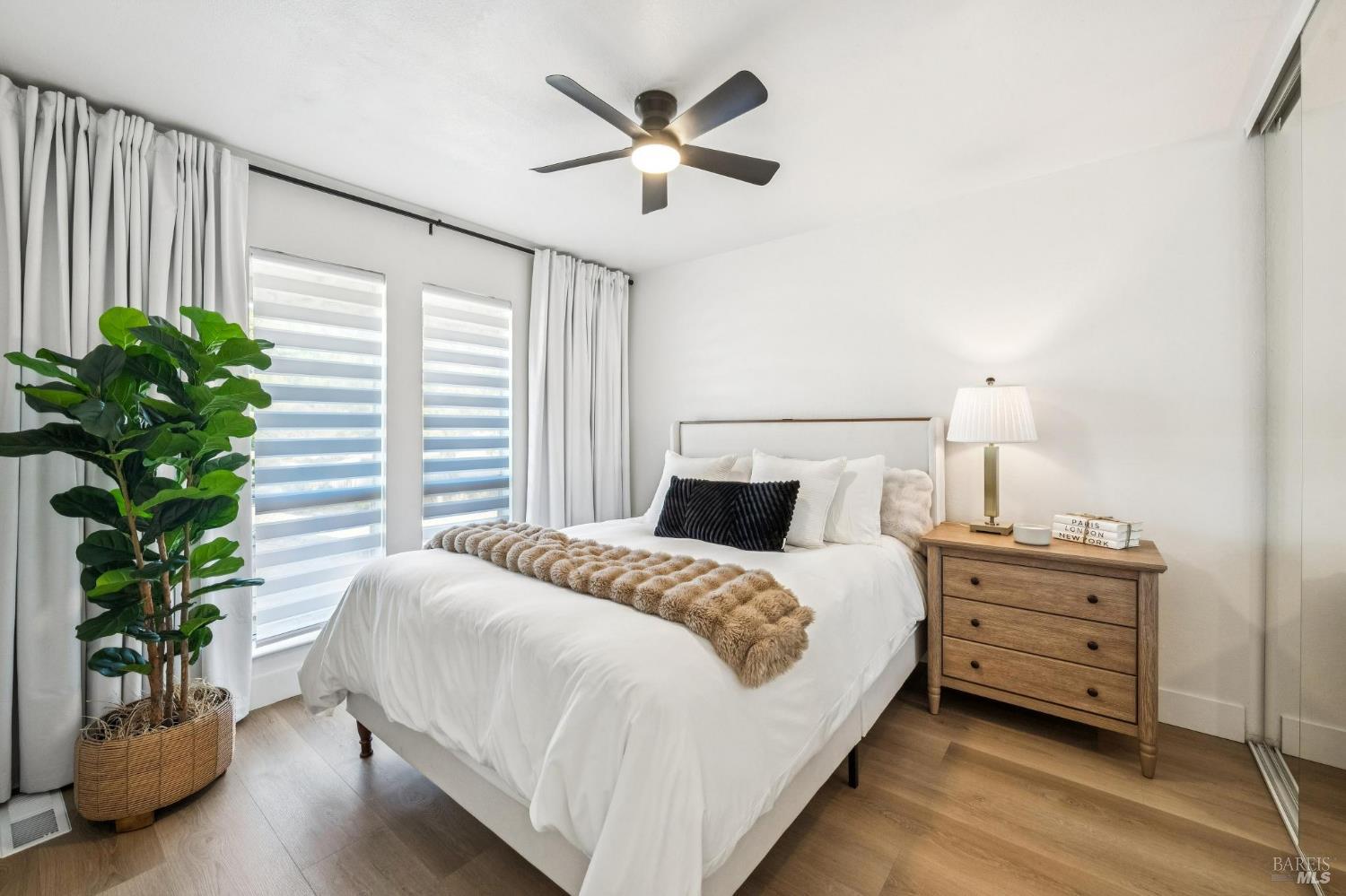 71 Roundtree Boulevard San Rafael, CA 94903 - Photo 17 of 24 Gallery Image 17