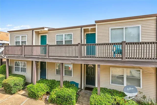 $96,500 | 1020 St Julien Drive, Unit 226, Kenner, LA 70065