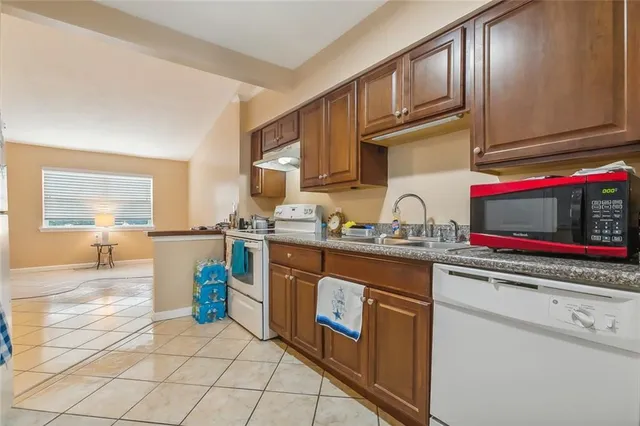 $96,500 | 1020 St Julien Drive, Unit 226, Kenner, LA 70065