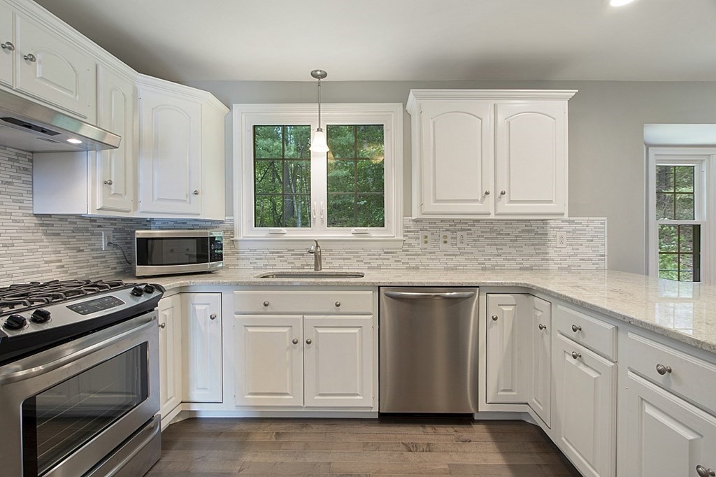 45 Green Needles Road Littleton, MA 01460 - Photo 8 of 42