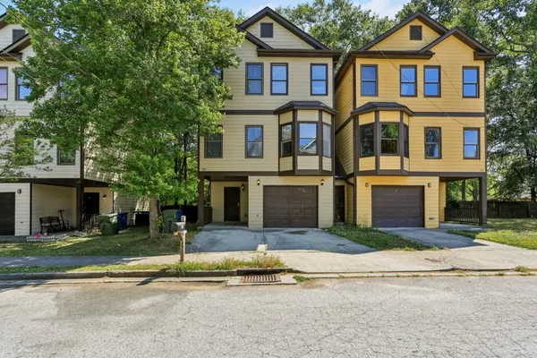 $2,200 | 739 Prince Place Northwest, Atlanta, GA 30318