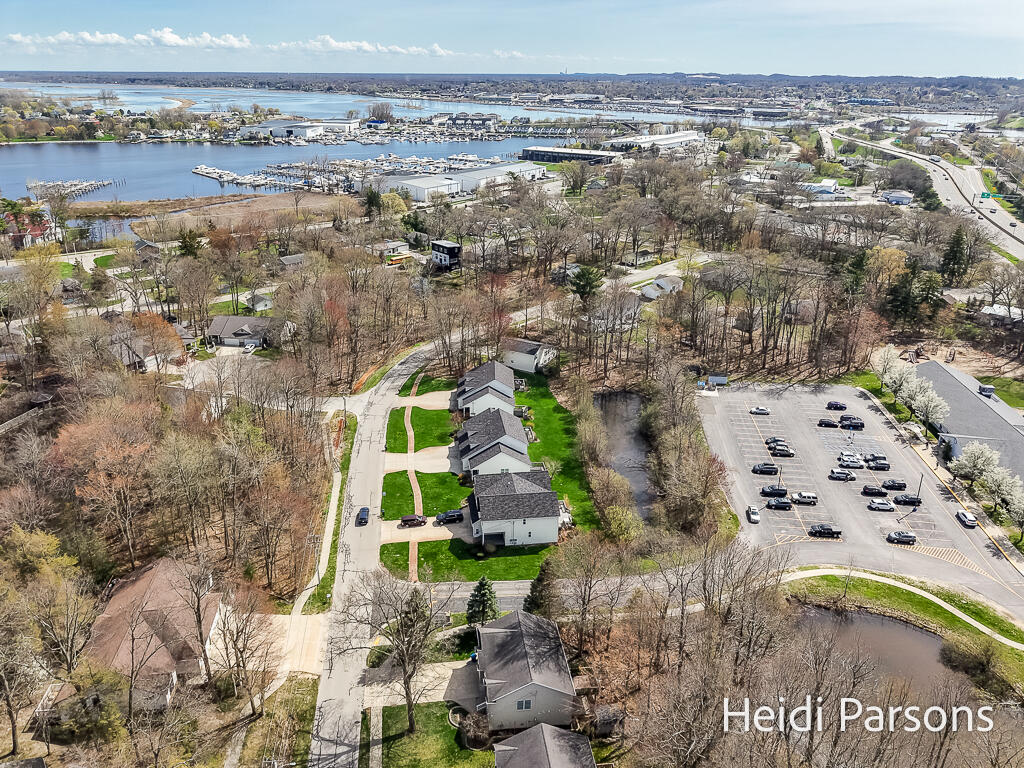 17342 Hazel Street, Unit 1 Spring Lake, MI 49456 - Photo 36 of 39 17342HazelSt-7LoRes