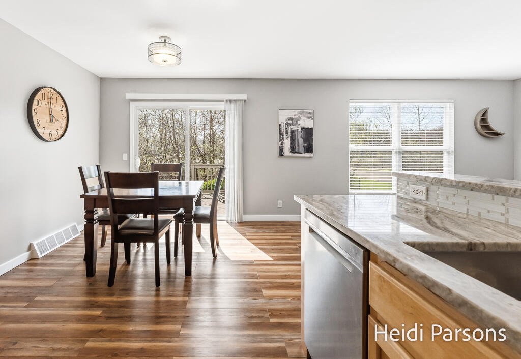 17342 Hazel Street, Unit 1 Spring Lake, MI 49456 - Photo 4 of 39 17342HazelSt-19LoRes