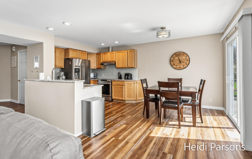 17342 Hazel Street, Unit 1 Spring Lake, MI 49456 - Photo 5 of 39 17342HazelSt-21LoRes