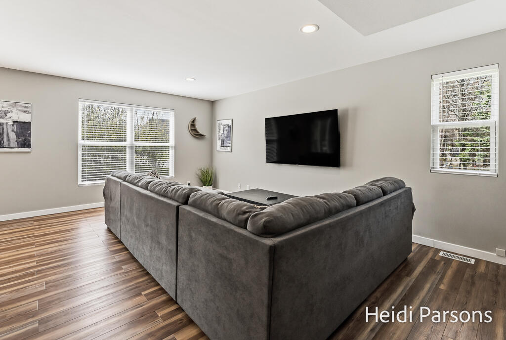 17342 Hazel Street, Unit 1 Spring Lake, MI 49456 - Photo 8 of 39 17342HazelSt-17LoRes
