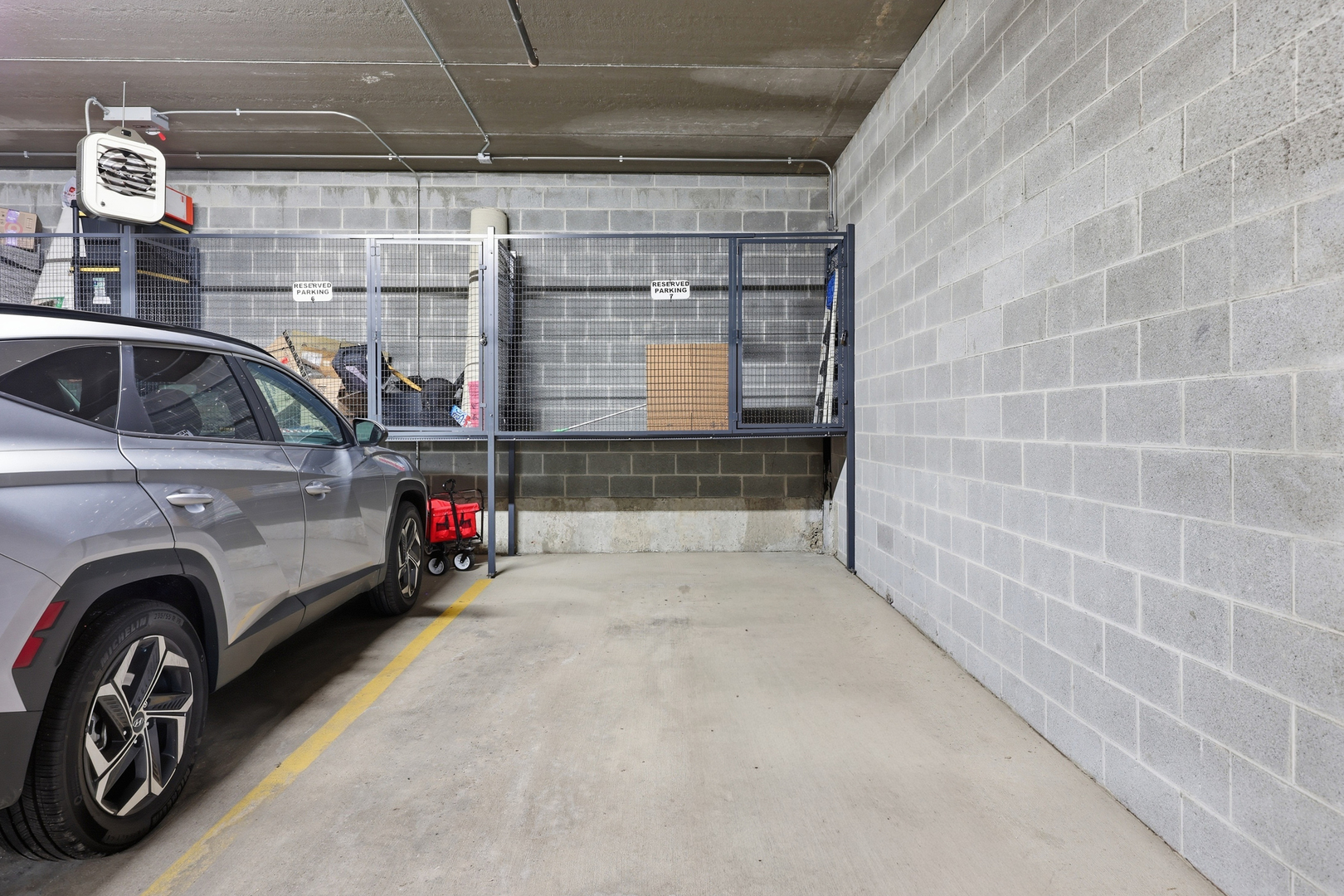 14 South Prospect Street, Unit 402 Roselle, IL 60172 - Photo 31 of 35