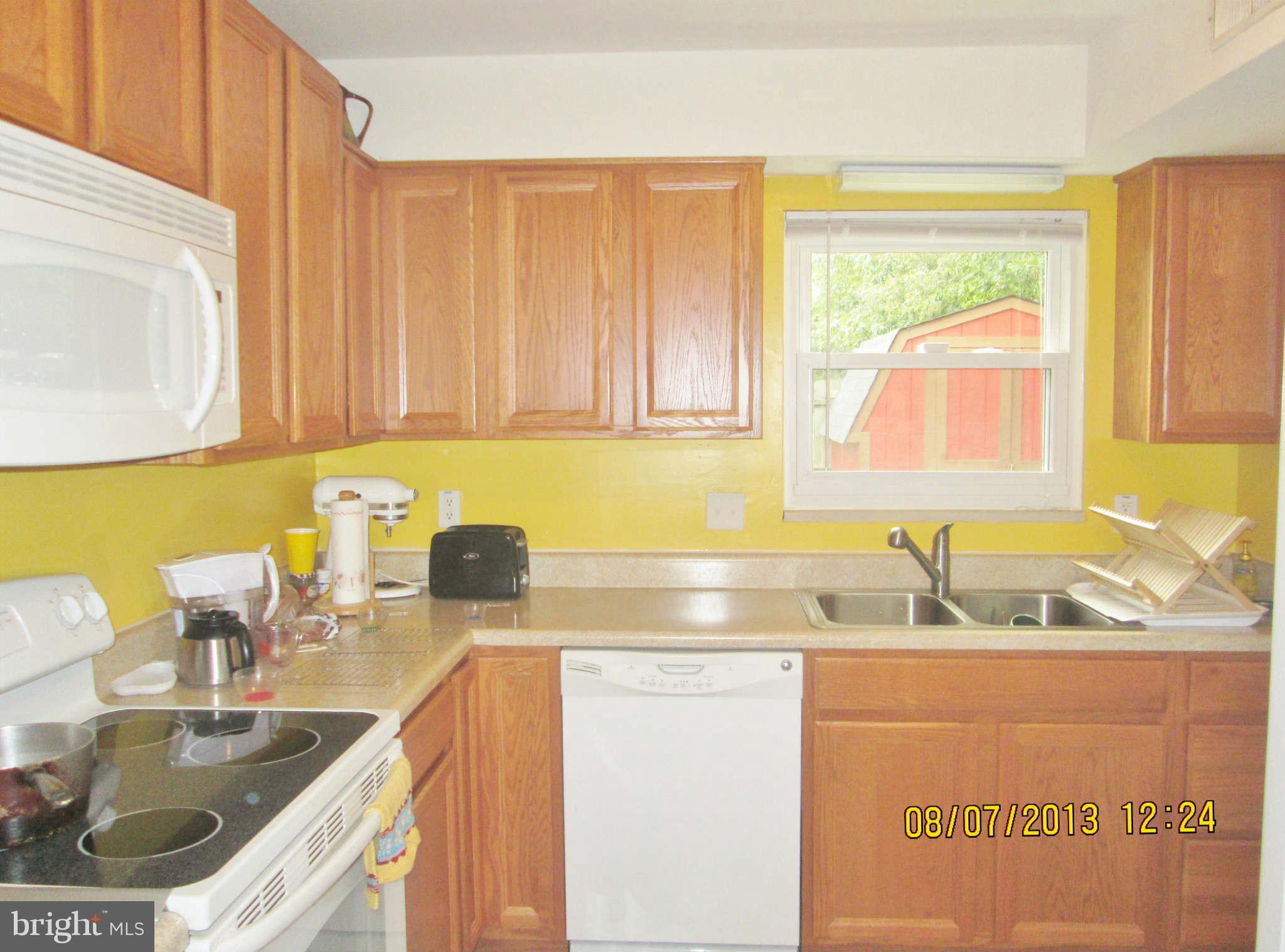 725 Anvil Road Fredericksburg, VA 22405 - Photo 5 of 9 Kitchen