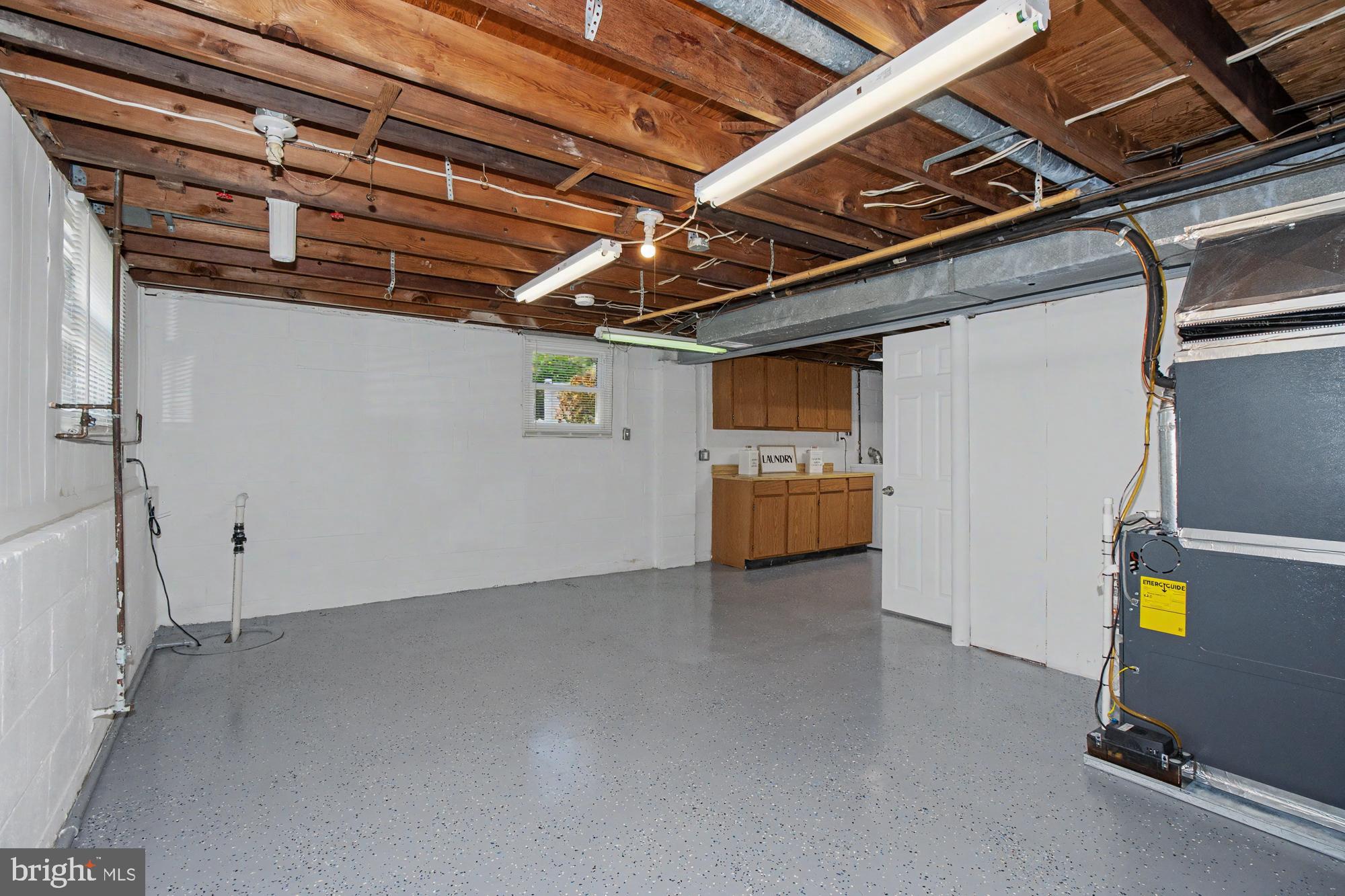 3702 Hurlock Road Middle River, MD 21220 - Photo 41 of 52 Utility/Storage Room