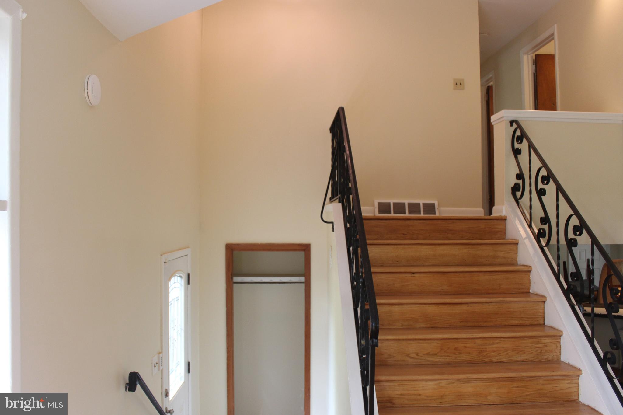 936 North Main Street Glassboro, NJ 08028 - Photo 2 of 12 a view of entryway
