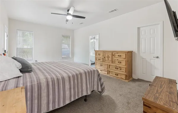 $499,999 | 109 Enchanted Drive, Enchanted Oaks, TX 75156