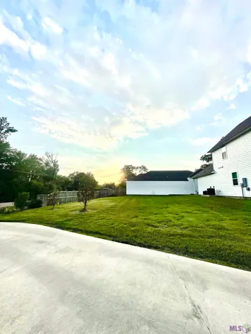 $57,000 | 6642 Oak Crossing Drive, Baton Rouge, LA 70817