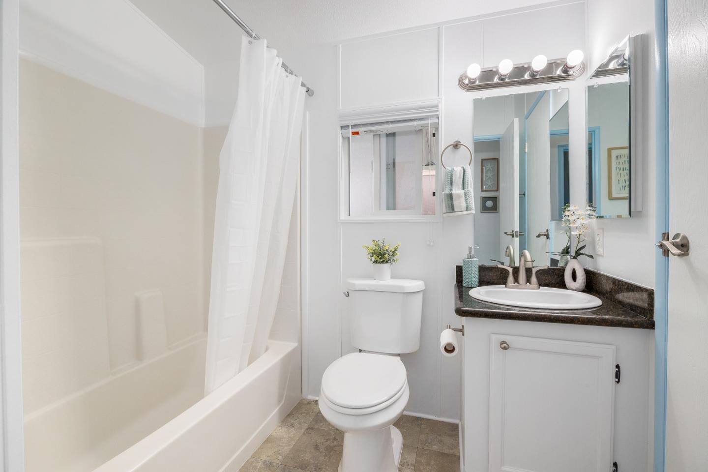 3710 Gross Road, Unit 17 Santa Cruz, CA 95062 - Photo 28 of 32