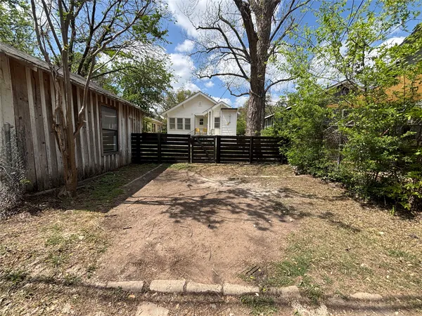$3,750 | 3013 West Avenue, Austin, TX 78705