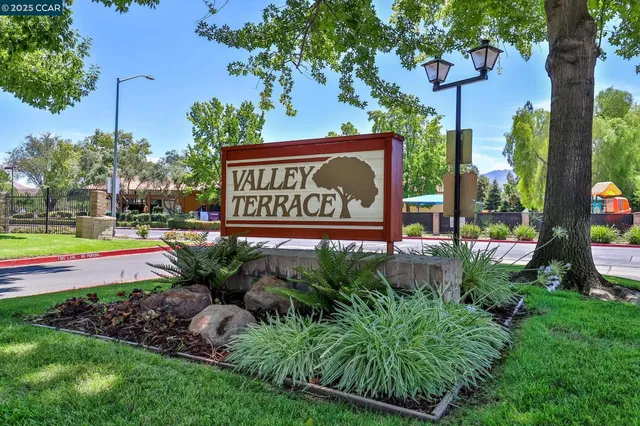 $415,000 | 5095 Valley Crest Drive, Unit 308, Concord, CA 94521