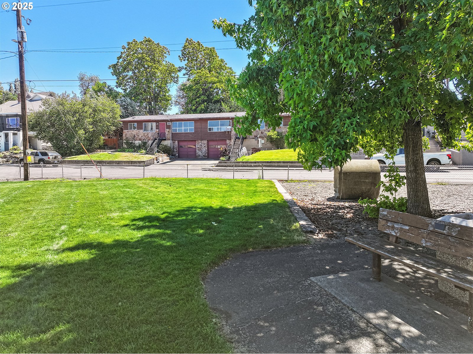 1906 East 10th Street The Dalles, OR 97058 - Photo 32 of 33