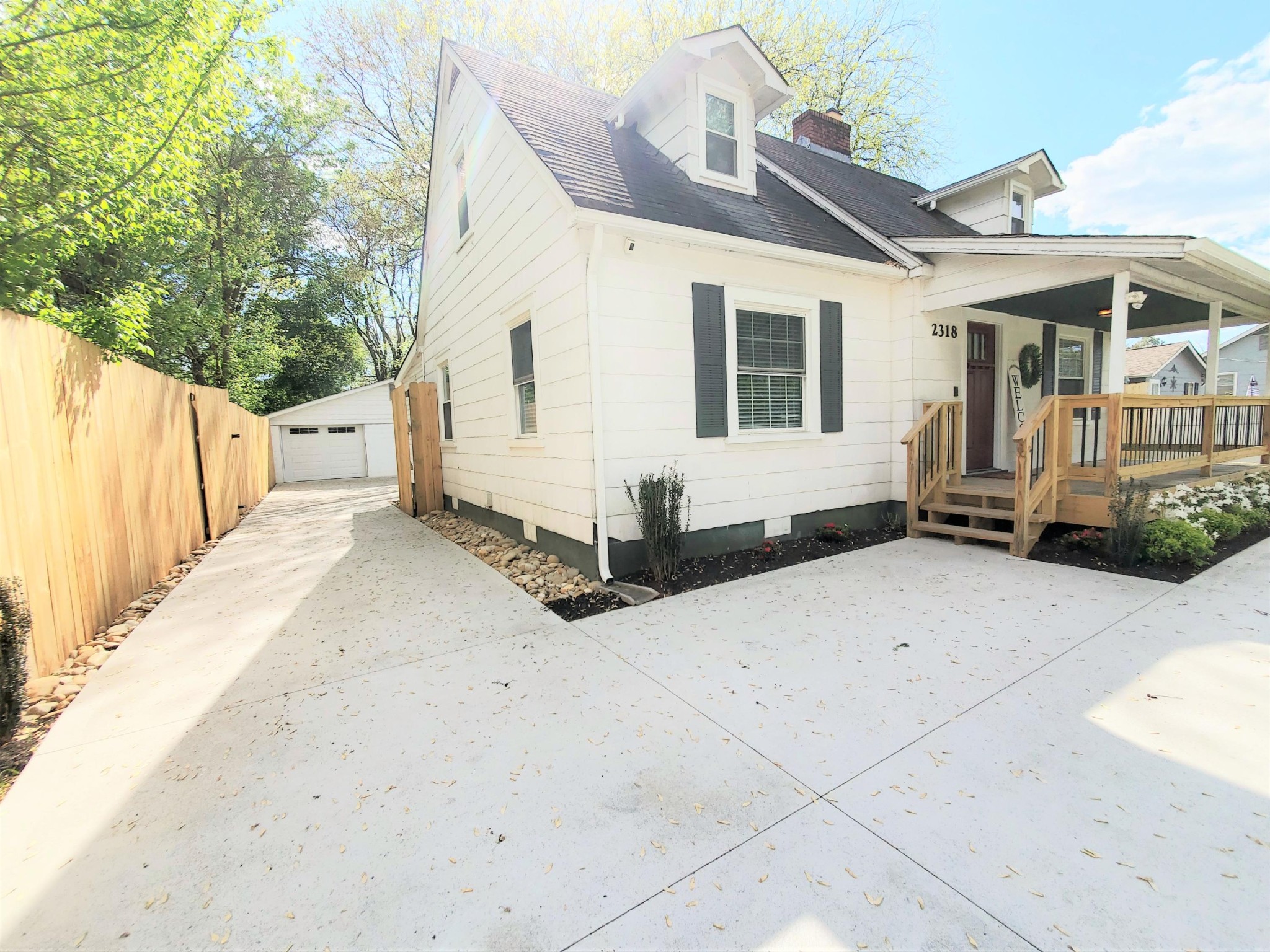 2318 Croydon Road Northwest Knoxville, TN 37921 - Photo 2 of 25 Gallery Image 2