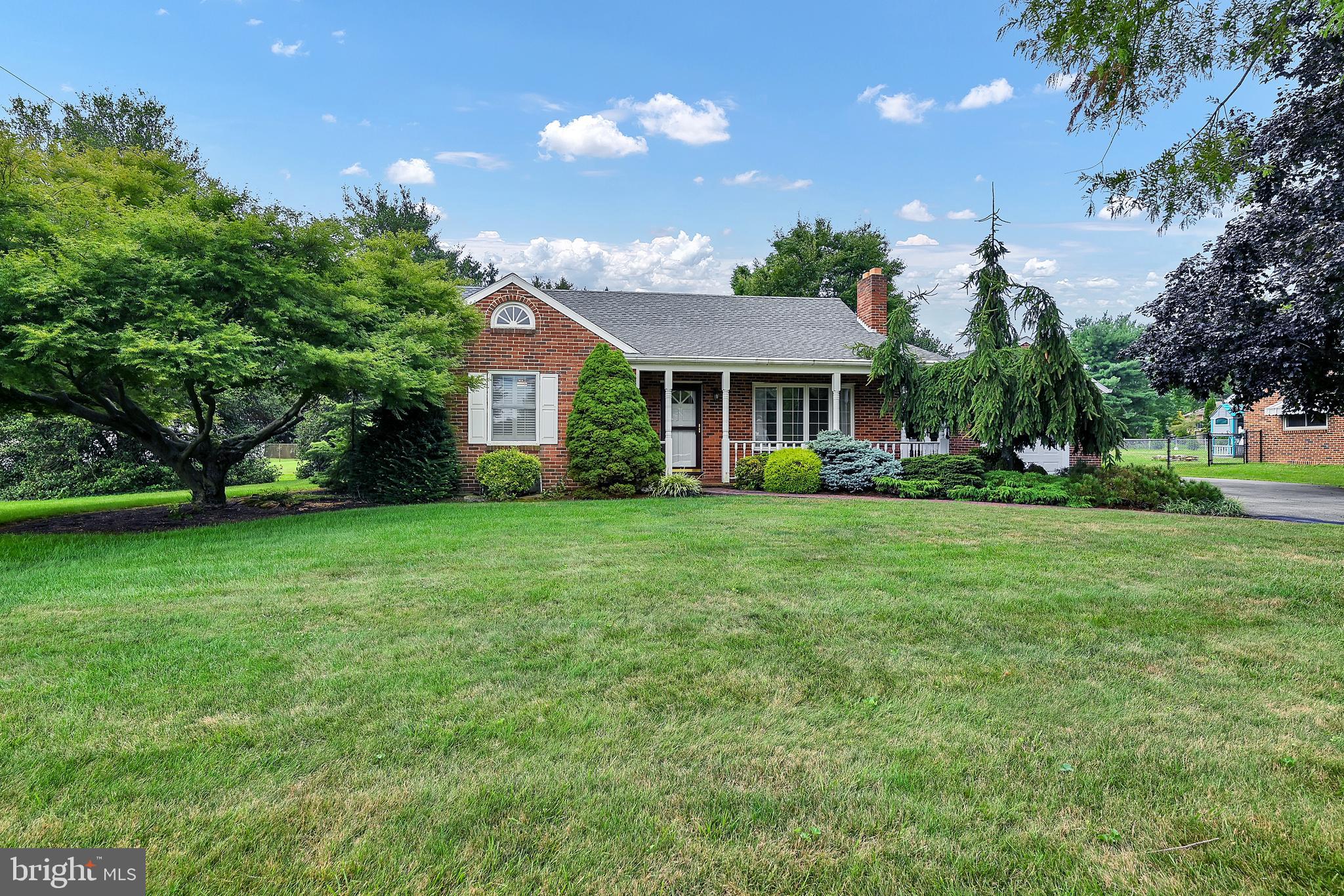 170 Homeland Road York, PA 17403 - Photo 1 of 52