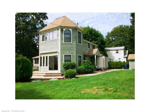 3 Walnut Road Old Lyme, CT 06371 - Photo 1 of 1 Exterior Front.