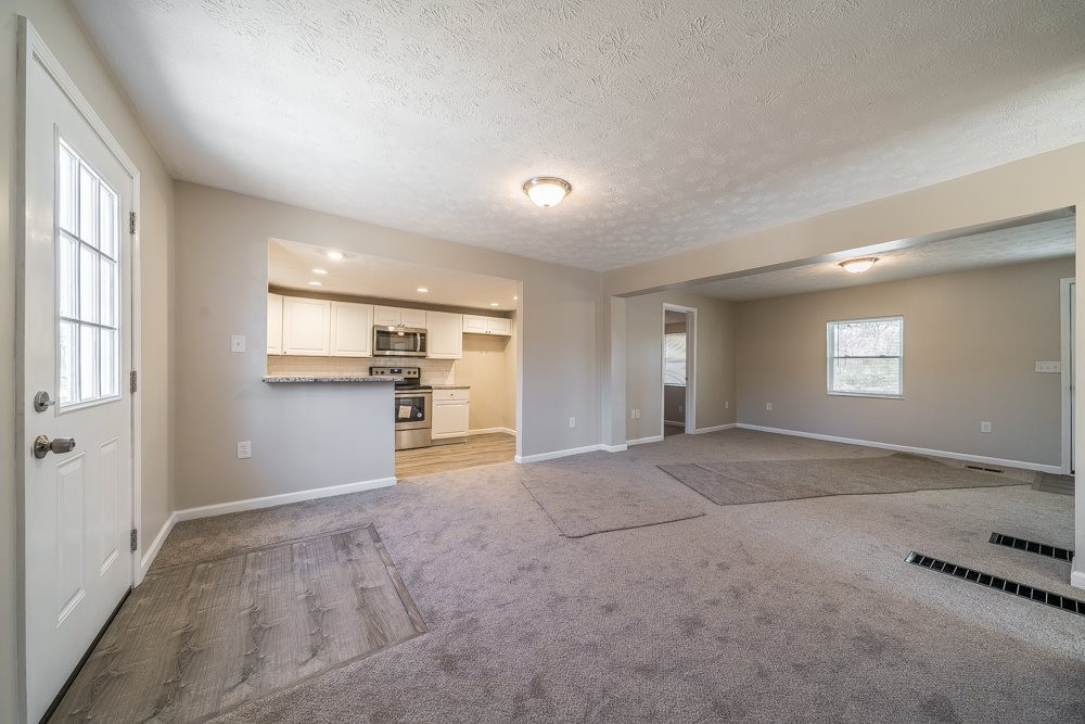 6127 Locust Road Latonia, KY 41015 - Photo 11 of 33 Gallery Image 11