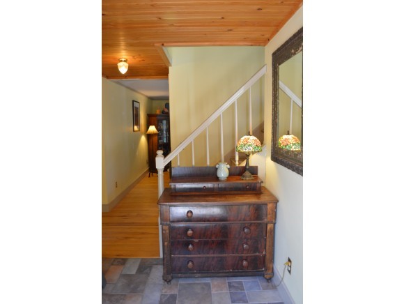 20 Gaye Lane Dover, VT 05356 - Photo 2 of 36 Gallery Image 2
