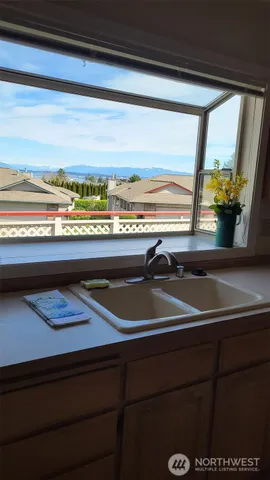 $2,800 | 1902 Creekside Place, Anacortes, WA 98221