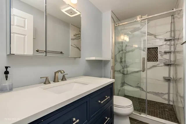 $399,700 | 853 Voyager Drive, Bartlett, IL 60103