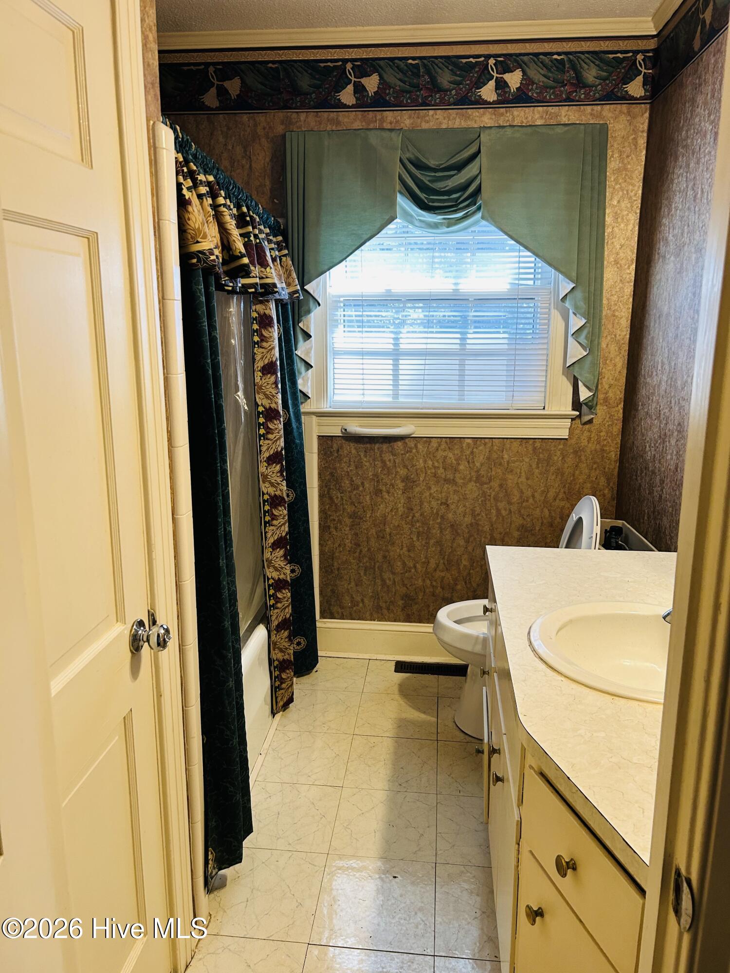 1802 Oxford Road Kinston, NC 28504 - Photo 11 of 24 IMG_9972