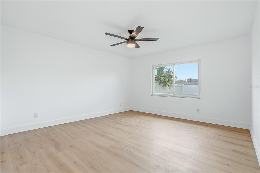 14964 Old Pointe Road Tampa, FL 33613 - Photo 19 of 40