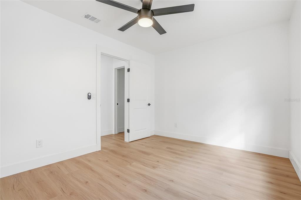 14964 Old Pointe Road Tampa, FL 33613 - Photo 31 of 40