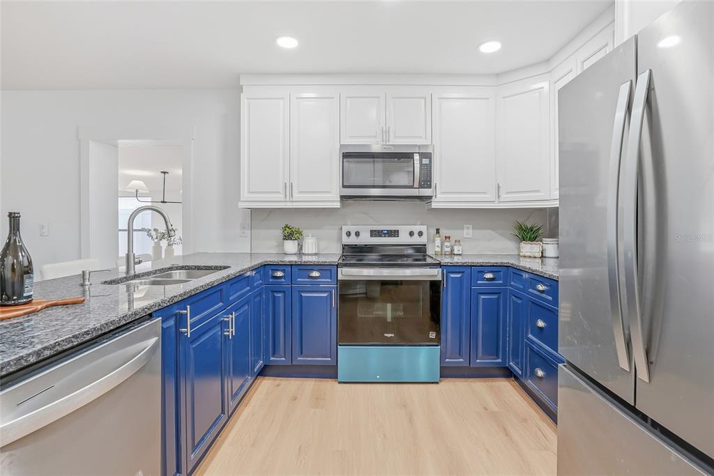 14964 Old Pointe Road Tampa, FL 33613 - Photo 5 of 40