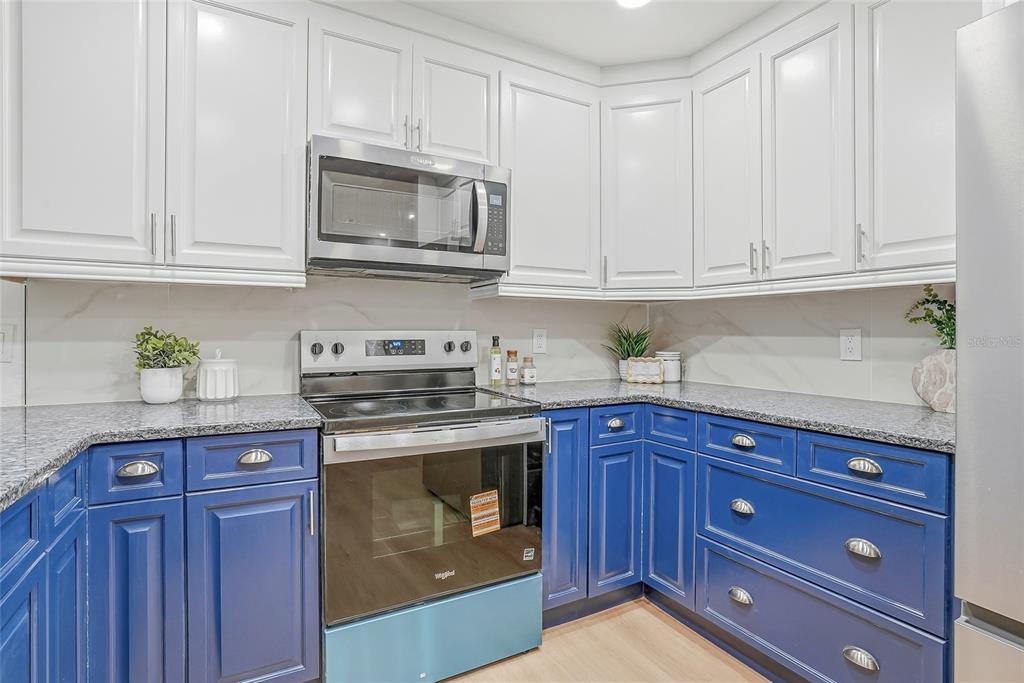 14964 Old Pointe Road Tampa, FL 33613 - Photo 6 of 40