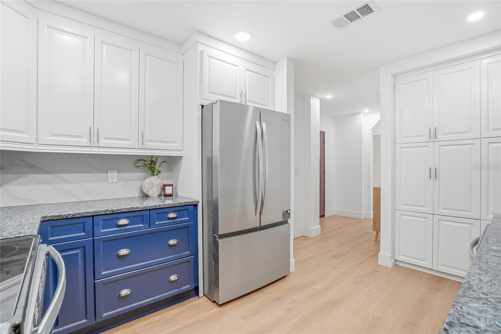 14964 Old Pointe Road Tampa, FL 33613 - Photo 9 of 40